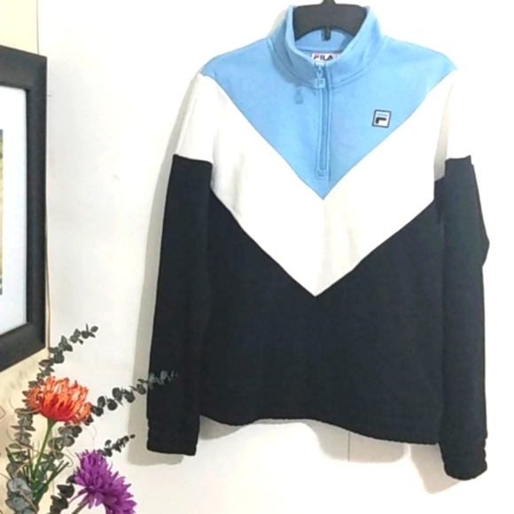 FILA NWOT PULLOVER COLORBLOCK LONG SLEEVE FLEECE SWEATSHIRT SIZE MEDIUM - Picture 1 of 10